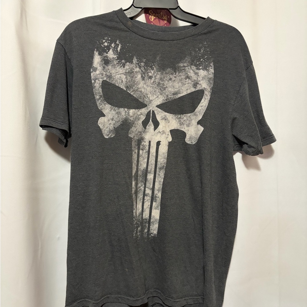 Marvel Dark Gray Punisher Women’s T-Shirt